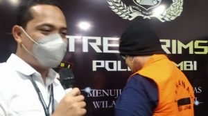 Wadirkrimsus , AKBP Muhammad Santoso, Saat Pers Rilis Terkait Pelaku Prostitusi Online