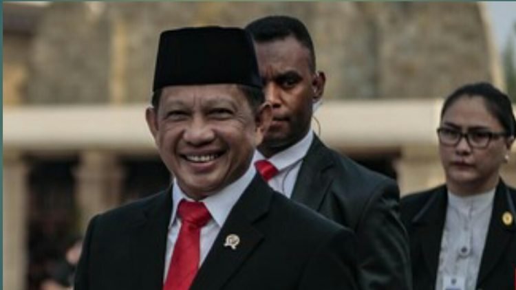 Mendagri Tito Karnavian mengatakan pemerintah setuju pemungutan suara pemilu dan pilpres 2024 digelar serentak pada tanggal 14 Februari (CNN Indonesia/Bisma Septalisma (foto: istimewa/net)