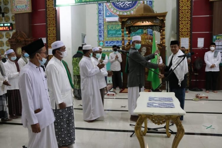 Al Haris usai melaksanakan Sholat Subuh Berjamaah, di Masjid Agung Baitul Makmur Kecamatan Bangko