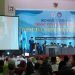 Wali Kota Jambi, Syarif Fasha Memberikan Kata Sambutan Kepada Wisudawan Politeknik Jambi di Ratu Convention Center