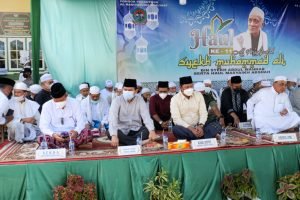 Wakil Ketua Dewan Perwakilan Daerah (DPRD) Provinsi Jambi Faisal Riza beserta istri hadir diacara Haul Ke-11 Syeh Muhammad Ali Bin Syeh Abdul Wahab (foto: Tami)