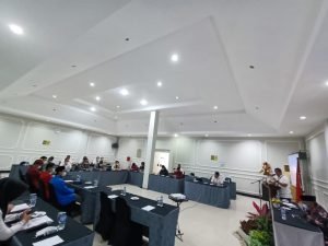Ditreskrimsus Polda Jambi menggelar Forum Grup Diskusi (FGD) bersama Akademisi, Wartawan dan Mahasiswa di Ruang Telanai Hotel Ratu (foto: deni)
