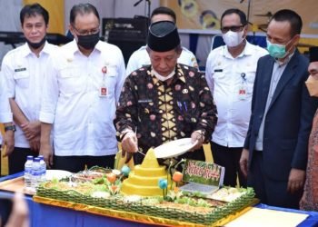 Sani saat menghadiri Peringatan Hari Ulang Tahun (HUT) ke 44 SMA Negeri 3 Kota Jambi Tahun 2022