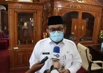 Sekda Provinsi Jambi, Sudirman, usai mengikuti pertemuan Laporan Transparansi dan Akuntabilitas Bank Indonesia Tahun 2021 secara Virtual (foto: Agus Supriyanto/Kominfo)