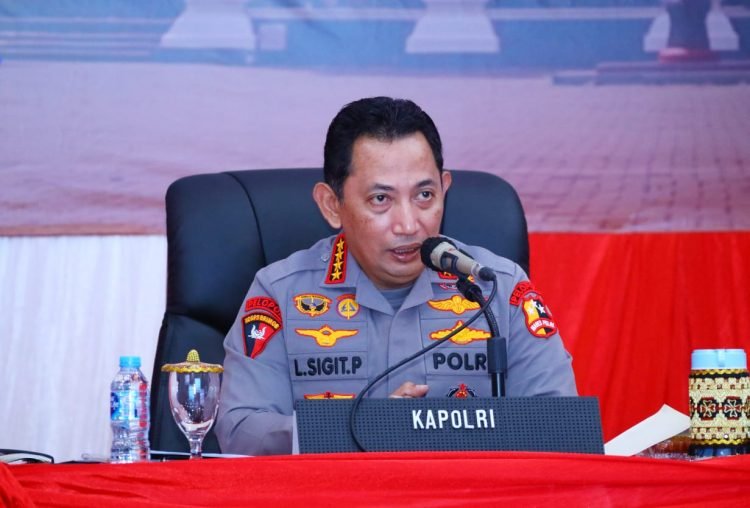 Kapolri Jenderal Listyo Sigit Prabowo menginstruksikan kepada seluruh jajaran untuk tanggap bencana (foto: ist)