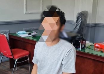 Tahanan yang kabur setelah diserahkan oleh pihak keluarga di mapolres batanghari (foto: ist)