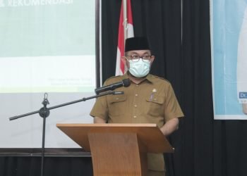 Sekda Provinsi Jambi Sudirman saat menyampaikankan, Pemerintah Provinsi Jambi melalui Dinas Komunikasi dan Informatika Provinsi Jambi sedang berupaya dalam menyiapkan metadata statistik (foto: Harun)