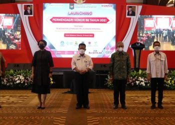 Ketua DPRD Provinsi Jambi Edi Purwanto menghadiri launching Peraturan Menteri Dalam Negeri RI (Permendagri) nomor 59 tahun 2021 tentang Penerapan Standar Pelayanan Minimal di Hotel Bidakara Jakarta, Kamis (10/3/2022).