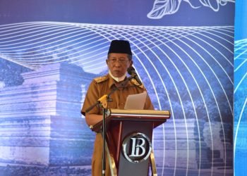 Wakil Gubernur Jambi Abdullah Sani saat menyatakan ekonomi Provinsi Jambi tahun 2021 mengalami pertumbuhan sebesar 3,66 persen (foto: Sopbirin)