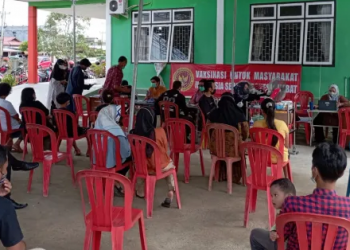 BIN Daerah Jambi melakukan serbuan vaksin ke sejumlah tempat, salah satunya di Puskesma