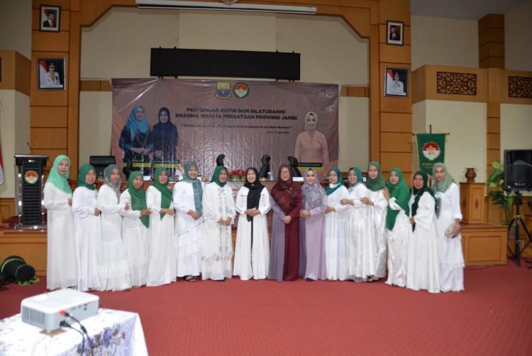 Ketua Tim Penggerak Pemberdayaan Kesejahteraan Keluarga (TP PKK) Provinsi Jambi, Hj.Hesnidar Haris (foto: Novriansah)