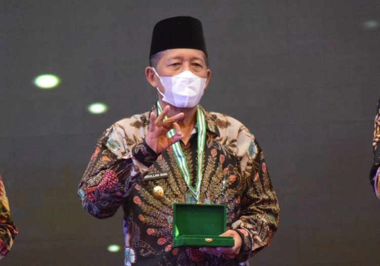 Wakil Gubernur Jambi Abdullah Sani saat mengemukaa Pemprob berhasil membina perusahaan untuk menerapkan K3 (foto: Sopbirin)