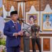 Gubernur Al Haris saat Tegaskan Pejabat Harus Tingkatkan Kinerja Perangkat Daerah (foto: Agus Supriyanto)