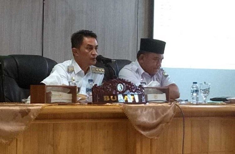 PJ Bupati Muaro Jambi Bachyuni deliansyah, SH.MH mengadakan rapat dengan semua  Kepala OPD di lingkup pemerintah Kabupaten Muaro Jambi (foto: ist)