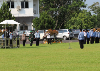 Bupati Tanjab Timur Pimpin Upacara Hari Kebangkitan Nasional ke 114 (foto: Ist)