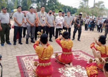 Backyuni Deliansyah saat menghadiri lomba KOSN dan FLS2N tingkat kabupaten muaro jambi 2022 (foto: ist)