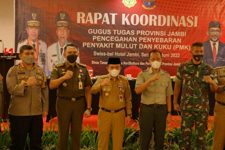 Gubernur Jambi Al Haris (foto: Agus Supriyanto)