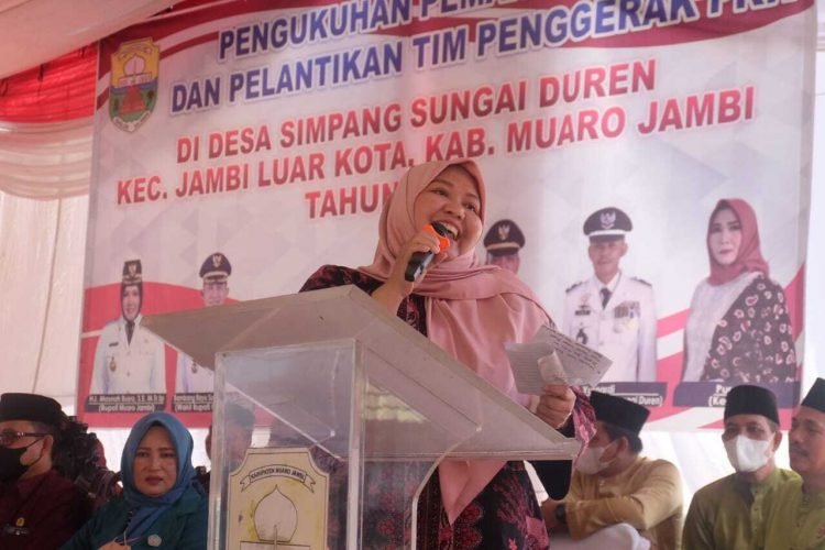 Bupati Muaro Jambi Masnah Busro (foto: ist)