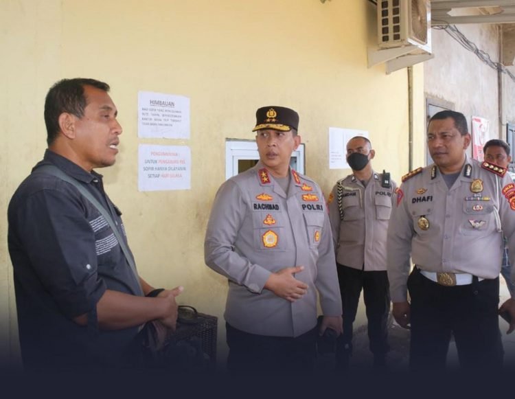 Kapolda Jambi saat mengecek Langsung Pool Transportir Batu Bara PT WSP (foto; Ist)