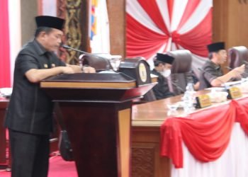 Gubernur Jambi Al Haris (Agus Suprianto)