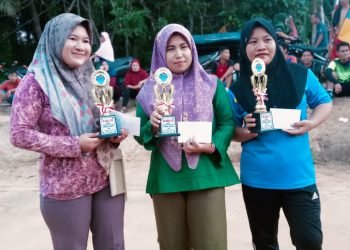 Peserta Turnamen Bola Voli Karang Taruan Cup (foto : Istimewa)