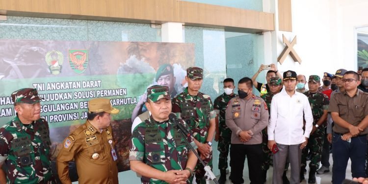 Wakapolda Jambi Ikuti Peninjauan Lokasi Rawan Karhutla (foto: Ist)