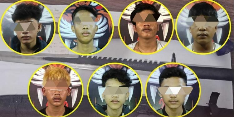 7 Anggota Geng Motor yang di amankan Polisi (foto: ist)