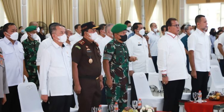 Pangdam I/BB, Mayjen TNI Achmad Daniel Chardin, SE, MSi, menghadiri acara pelantikan dan pengukuhan Panitia Inti PB PON XXI/2024 (foto: dok Pendam I/BB)