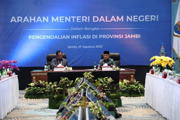 Gubernur Jambi Al Haris (foto: Agus Supriyanto)