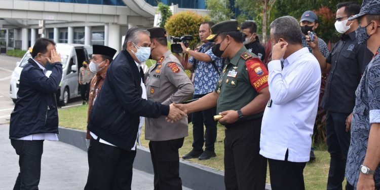 Danrem 042/Gapu Sambut Kedatangan Rombongan Tim Komisi III DPR RI (Dok Penrem 042/Gapu)