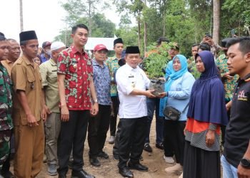 Gubernur Jambi Al Haris (foto: Agus)