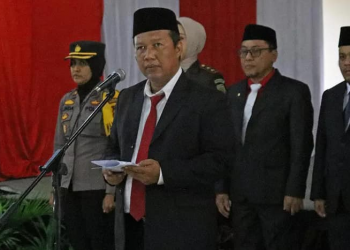 Bupati Romi pada pengukuhuan Pasibraka Tanjab Timur (Dok Istimewa)