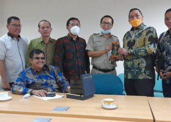 Waka DPRD Provinsi Jambi, Pinto Jayanegara bersama Komisi I DPRD saat berkunjung ke DPRD DKI Jakarta (Dok Istimewa)