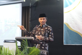 Ketua DPRD Provinsi Jambi Edi Purwanto membuka Pelatihan Petugas Pendataan Awal Registrasi Sosial Ekonomi (Regsosek) 2022 di Odua Weston Hotel (dok Istimewa)