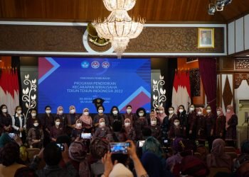 Ketua Dewan Kerajinan Nasional Daerah (Dekranasda) Provinsi Jambi, Hj.Hesnidar Haris,S.E. (Hesti) (foto: ist)