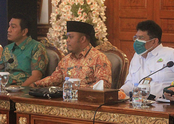 Wabup Tanjab Timur saat Hadiri Forum Diskusi (Dok Istimewa)