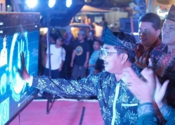 H. Anwar Sadat saat melaunching Internet Publik dalam rangkain kegiatan Ekonomi Kreatif Festifal (Ekraf Fest) (Dok Istimewa)