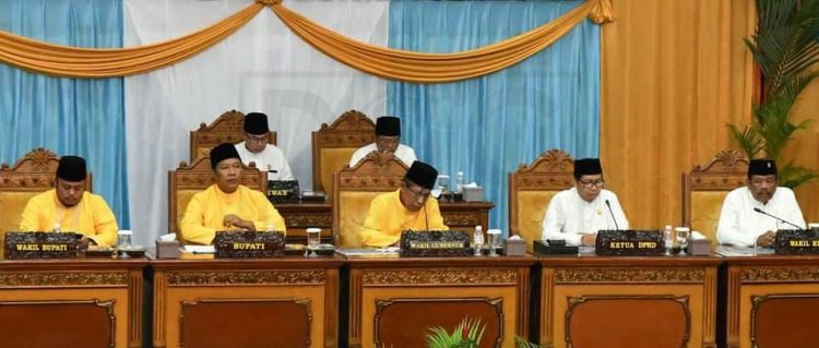 Sidang Paripurna Isitimewa DPRD Tanjab Timur (Dok Istimewa)