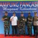 Pangdam II/Sriwijaya Mayjen TNI Hilman Hadi saat mengunjungi Kampung Pancasila di Sarolangun (Dok Penrem 042/Gapu)