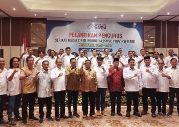Pelantikan Pengurus Serikat Media Siber Indonesia Provinsi Jambi periode 2022 - 2027. (Dok SMSI Provinsi Jambi)