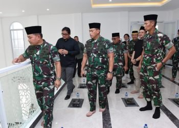 Kasad Jenderal TNI Dr. Dudung Abdurachman saat meresmikan dua bangunan di lingkungan TNI AD (Dok Istimewa)