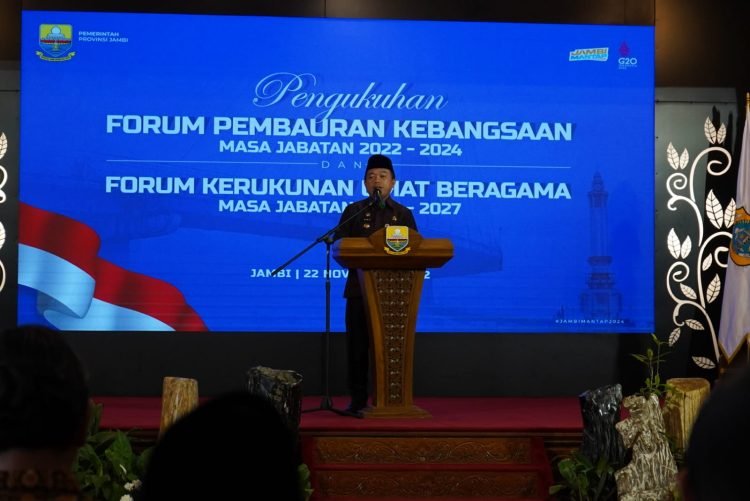 Gubernur Jambi, Al Haris saat memberi kata sambutan (foto: Novriansah)