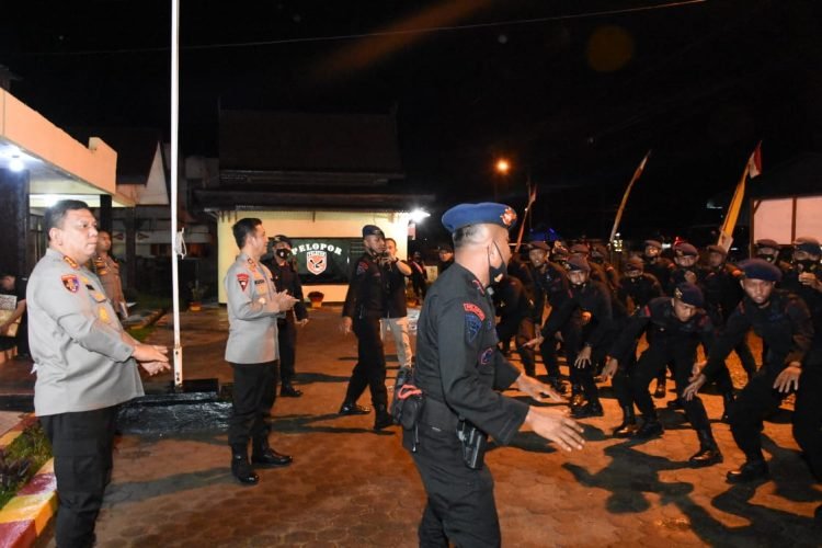 Kapolda Jambi Irjen Pol Rusdi Hartono saat kunjungan kerjanya di Polres Kerinci. [Dok Humas Polda Jambi]