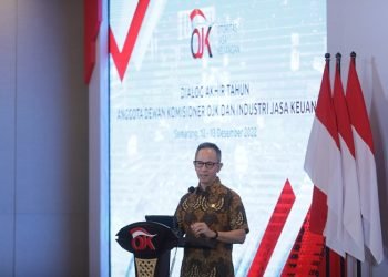 Ketua Dewan Komisioner OJK, Mahendra Siregar saat memberi sambutan [dok Humas OJK]