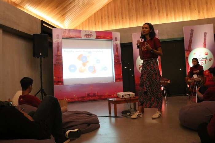 Diskusi santai bersama kalangan mahasiswa dengan tema “MetroChina Meet Up" bertempat di Pine House dan Garden, Teras Mendalo (dok istimewa)