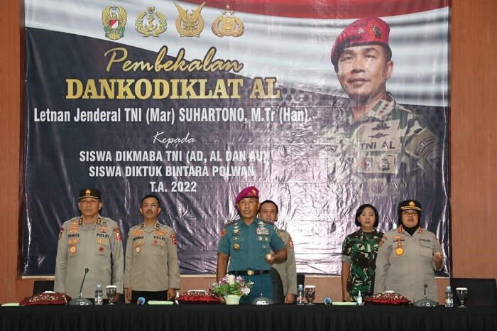Diklat integrasi siswa Sepolwan dengan Diktukba TNI AD, AU dan AL (dok istimewa)
