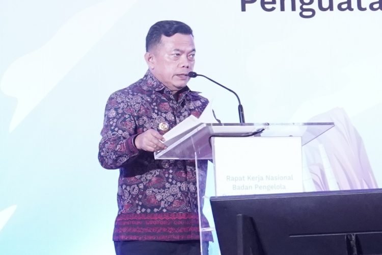 Gubernur Jambi, Dr.H.Al Haris memaparkan program pembangunan rendah emisi di Gedung Danapala Kementerian Keuangan, Jakarta Pusat, Kamis (22/12/2022).Foto: harun