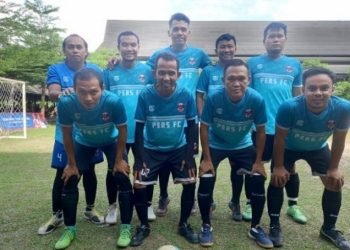 Tim Pers FC (A) foto bersama sebelum laga (Dok.Tim Pers FC)
