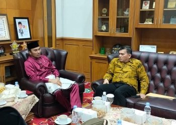Edi Purwanto saat menerima Kunker Komisi II DPRD Kota Jambi, Rabu (4/1/2023). (Foto Humas DPRD Provinsi Jambi)