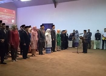 Pelantikan Panitia Pemilihan Kecamatan oleh KPU Kota Jambi, Rabu (4/1/2023). [Foto RJ.COM/Nasution]